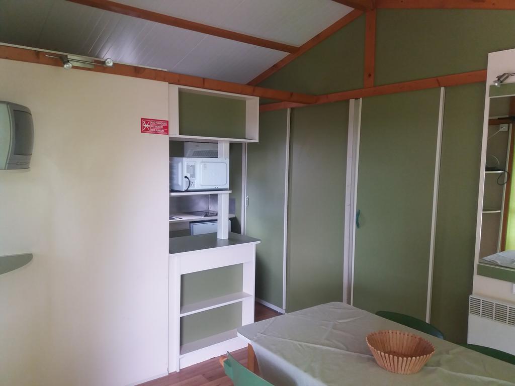 Coimbra Camping & Bungalows Δωμάτιο φωτογραφία